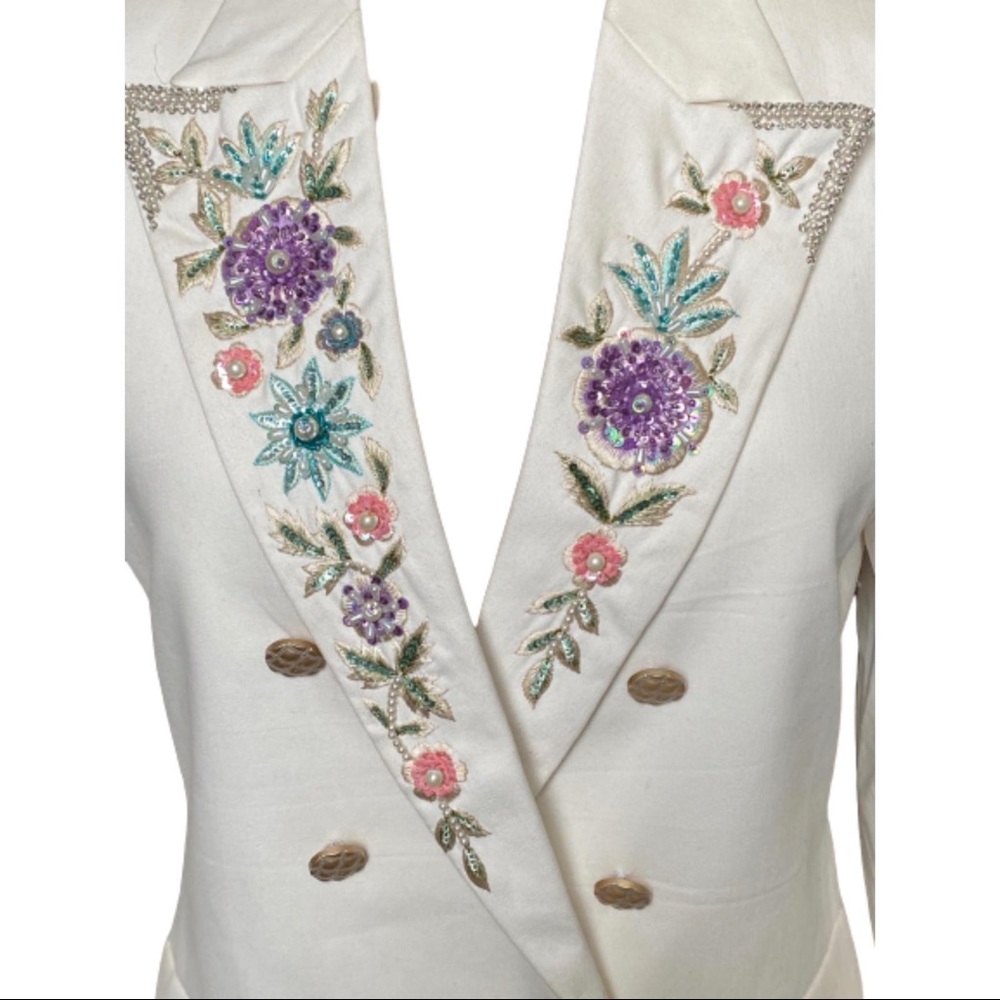 Hand embroidered double press jacket - Picture 4 of 8